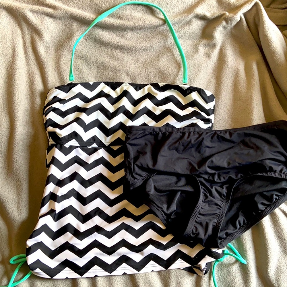 2-piece Bathing Suit- Chevron Halter Top